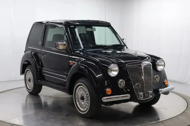 На аукцион выставили редчайший внедорожник Mitsubishi Flying Pug