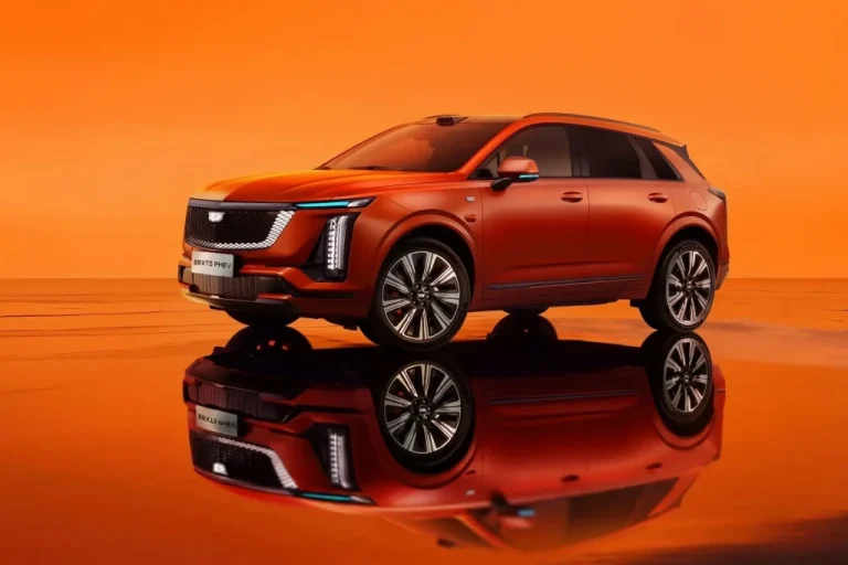 Cadillac представив передовий гібрид XT5 PHEV