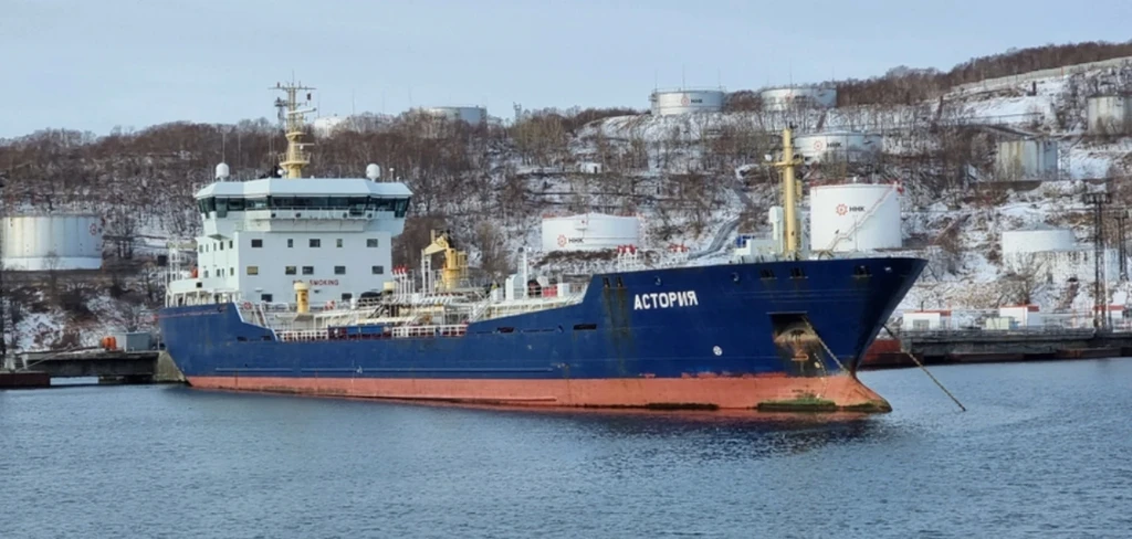 Російський танкер ASTORIA причетний до транспортування іноземного авіапалива для армії РФ Російський танкер ASTORIA причетний до транспортування іноземного авіапалива для армії РФ