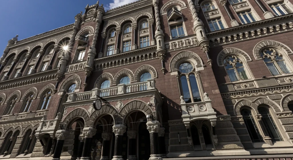 Частка проблемних кредитів в українських банках впала