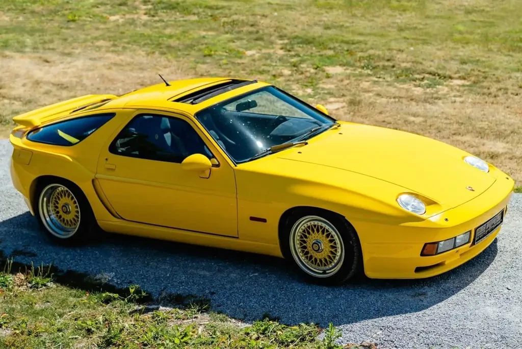У Німеччині продають унікальне спорткупе Gemballa Porsche 928